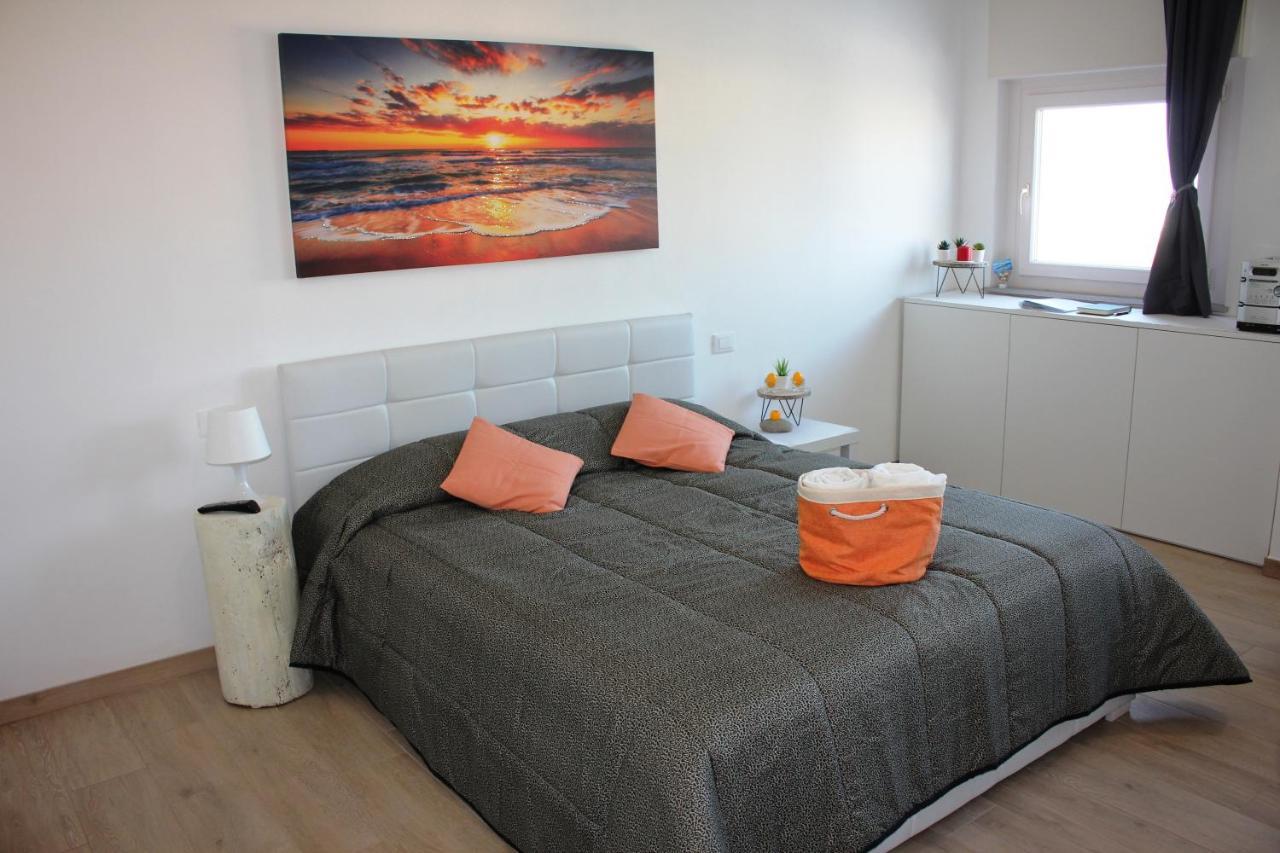 Rosato 3 Sea View Apartment 利尼亚诺萨比亚多罗 外观 照片